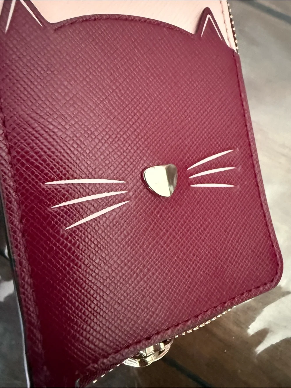 Kate Spade Cat’s Meow Cat Card Holder Wallet ID Lanyard Burgundy